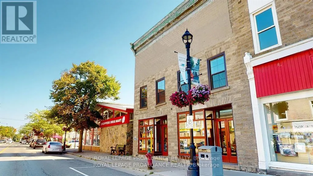 237-239 KING STREET W