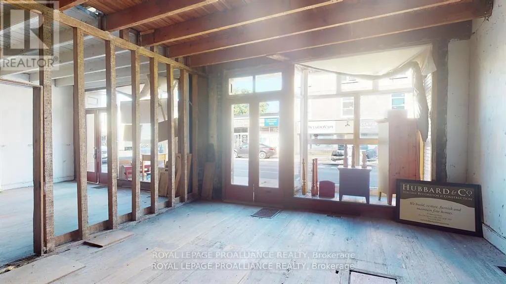237-239 KING STREET W