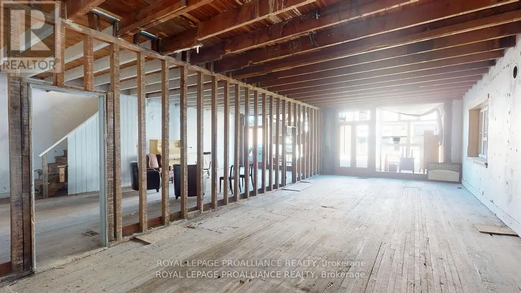 237-239 KING STREET W