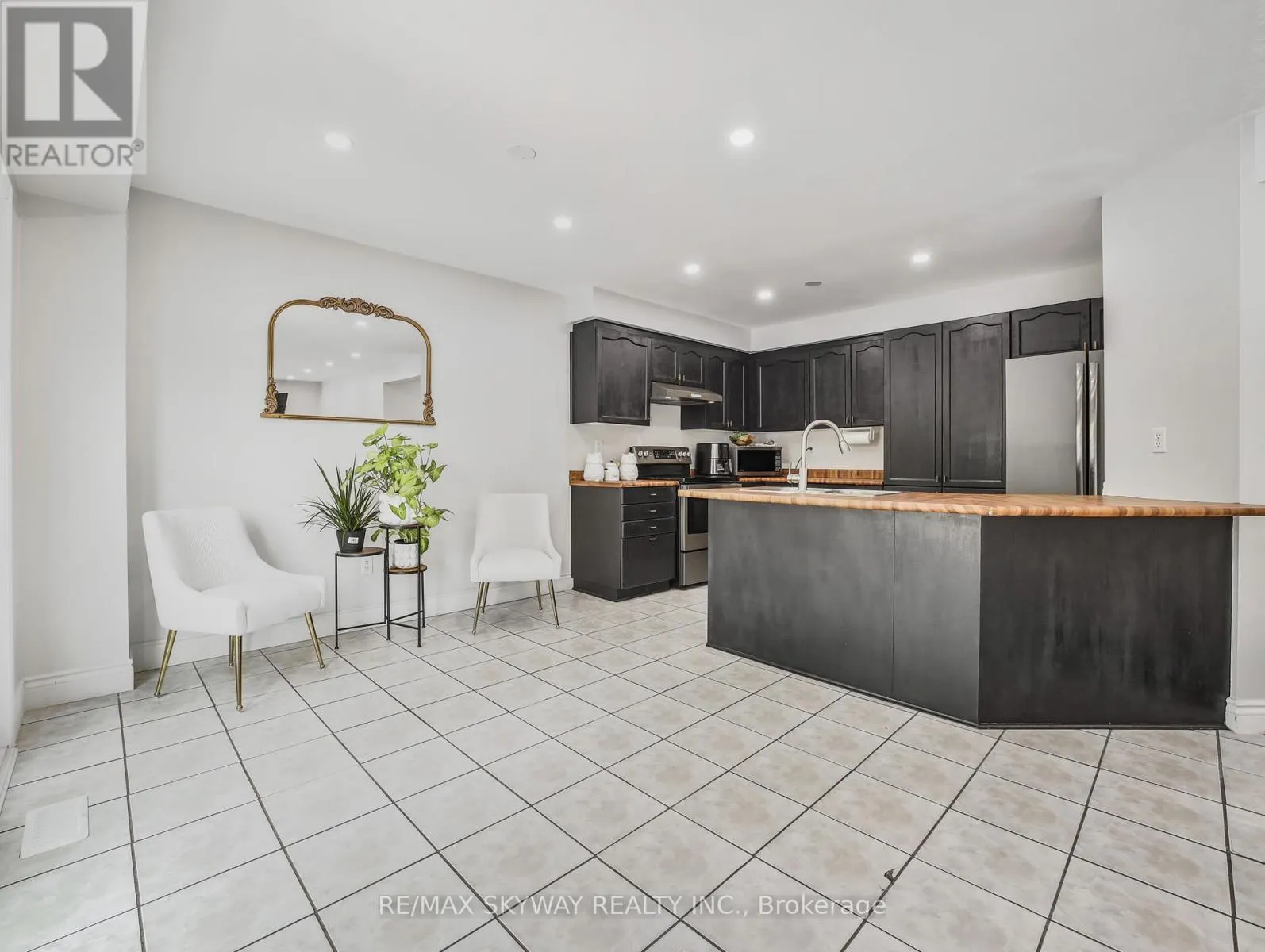 40 STOWE TERRACE