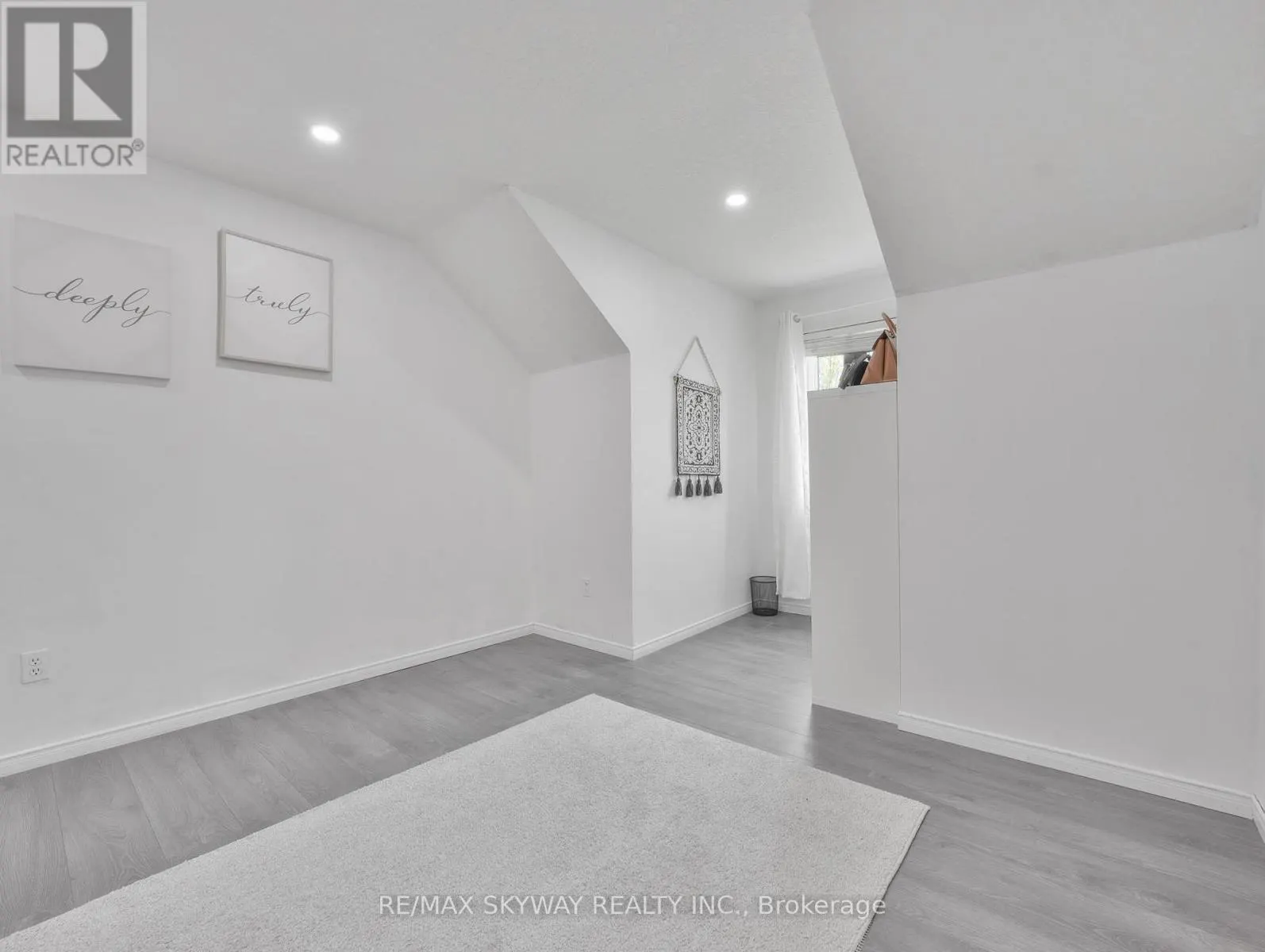 40 STOWE TERRACE
