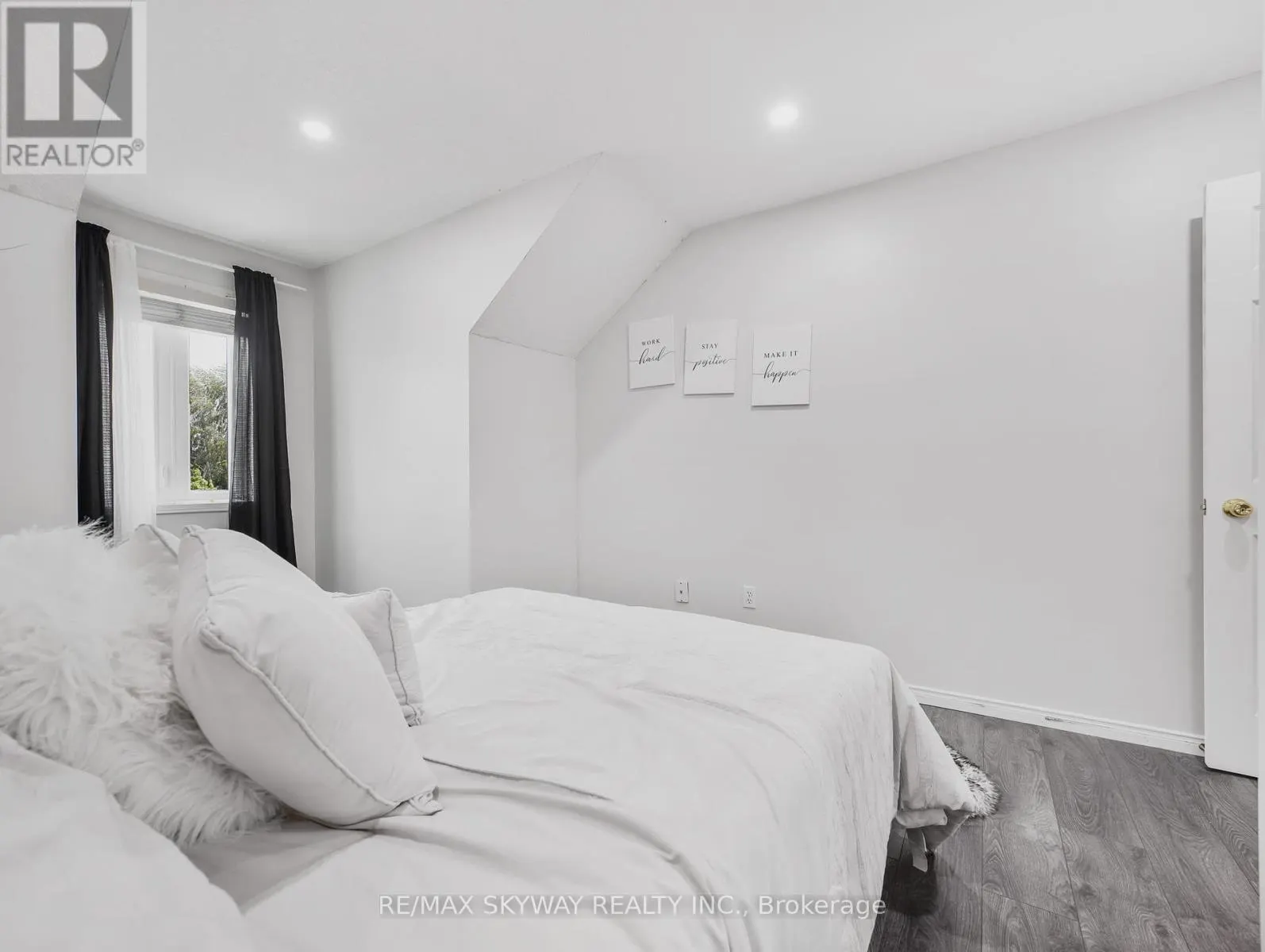 40 STOWE TERRACE