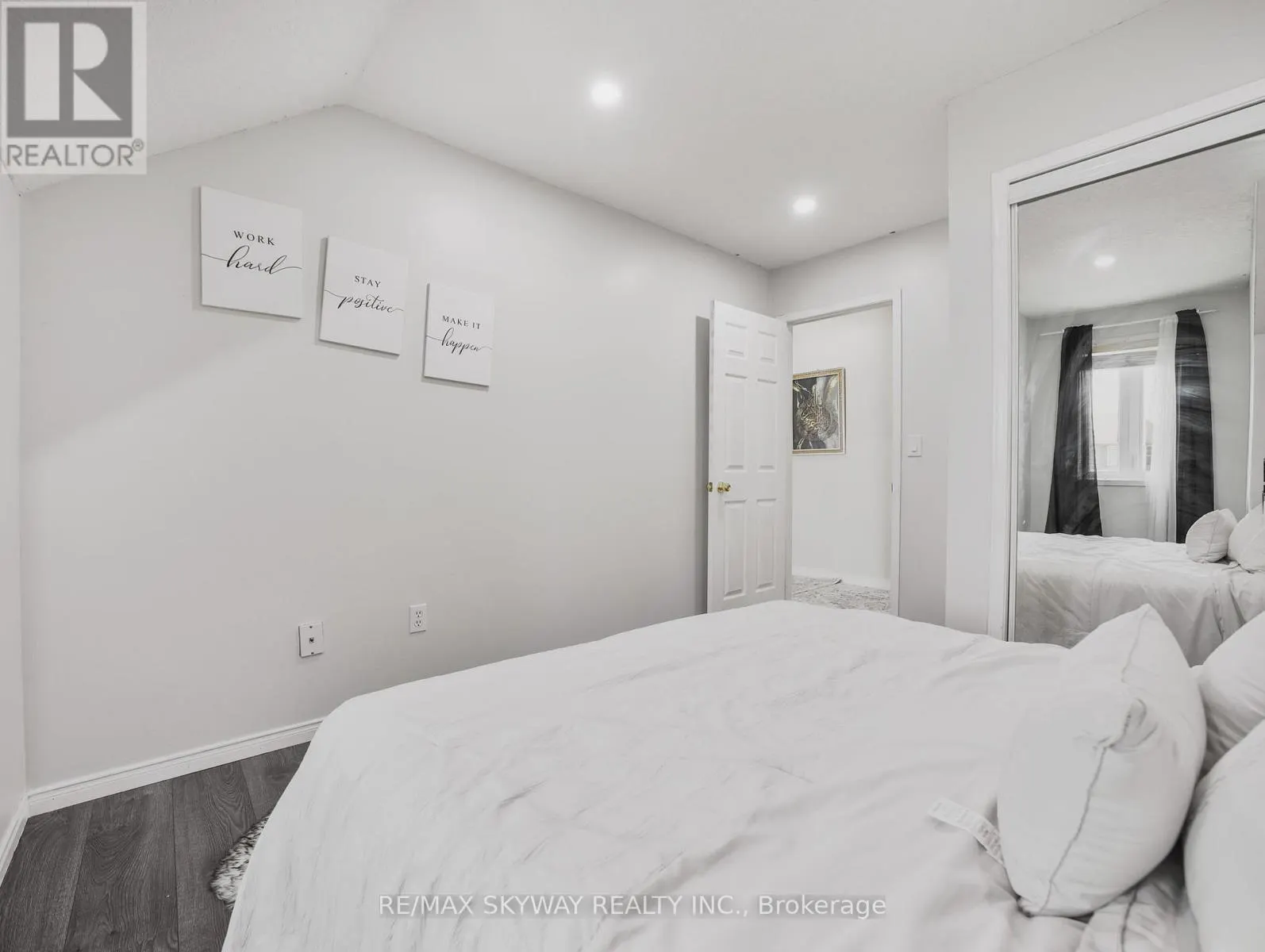 40 STOWE TERRACE