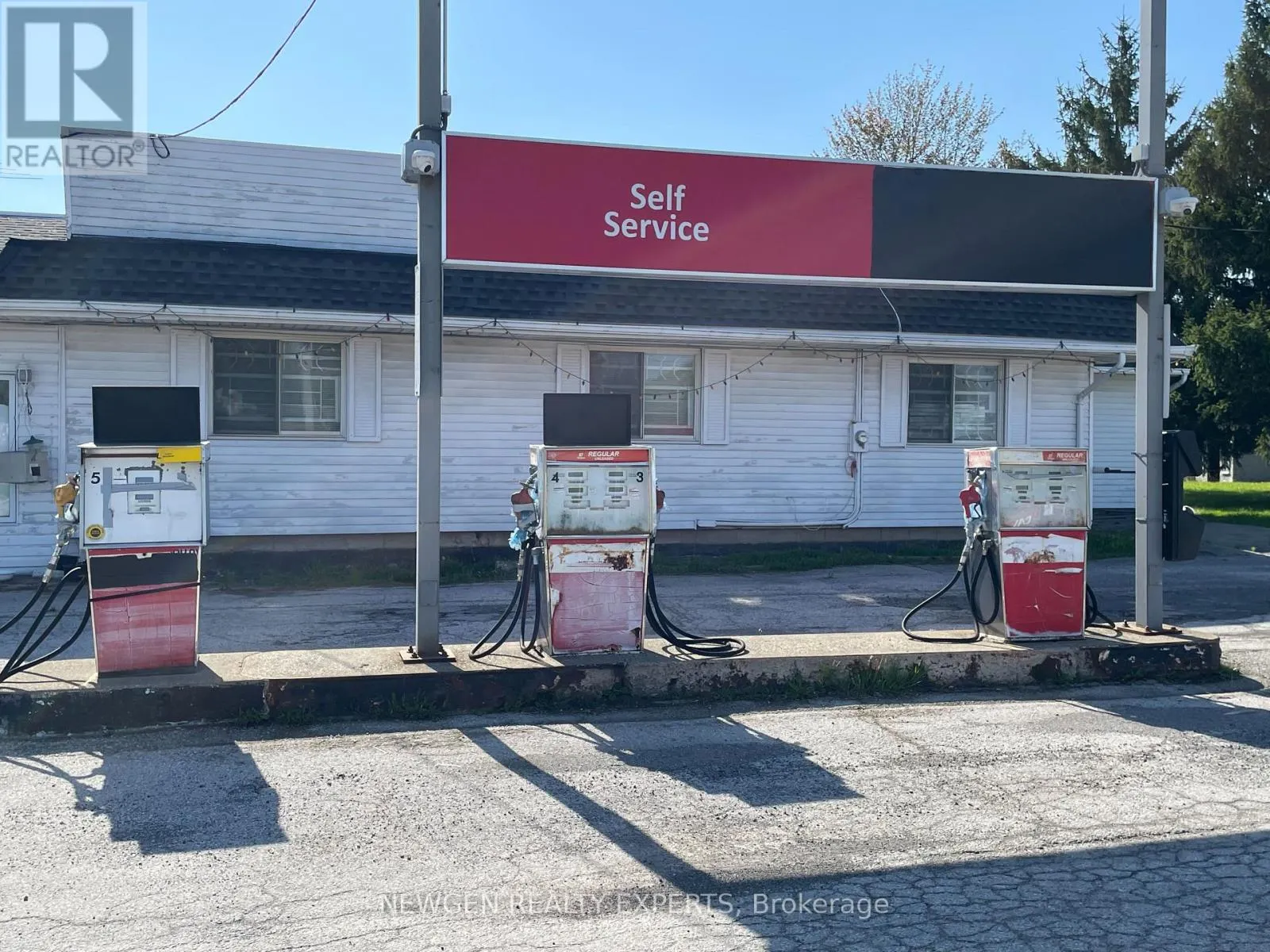24 - 62078 REGIONAL ROAD