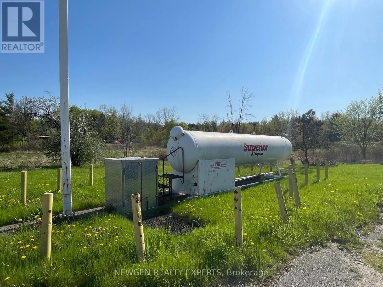 24 - 62078 REGIONAL ROAD