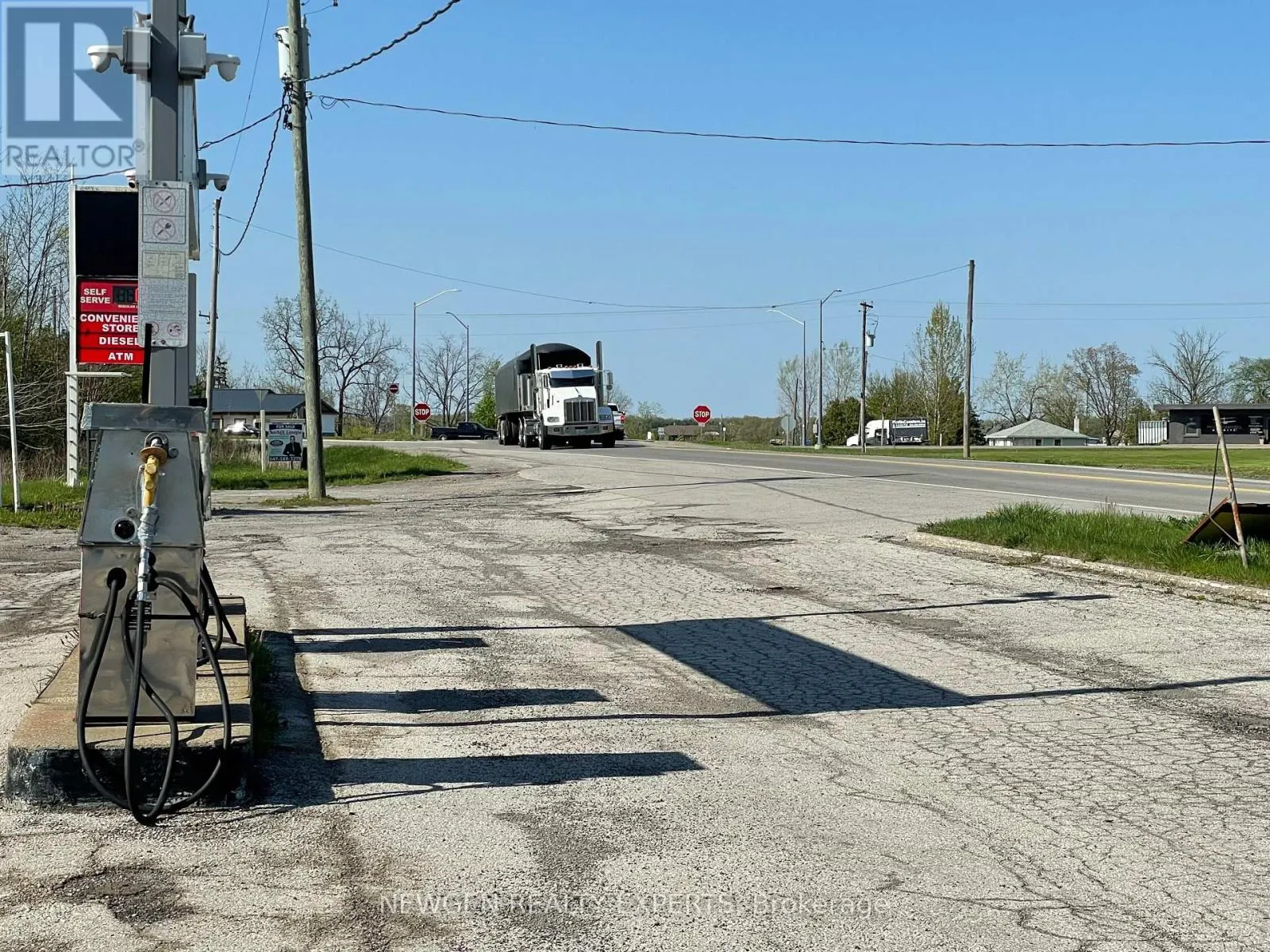24 - 62078 REGIONAL ROAD