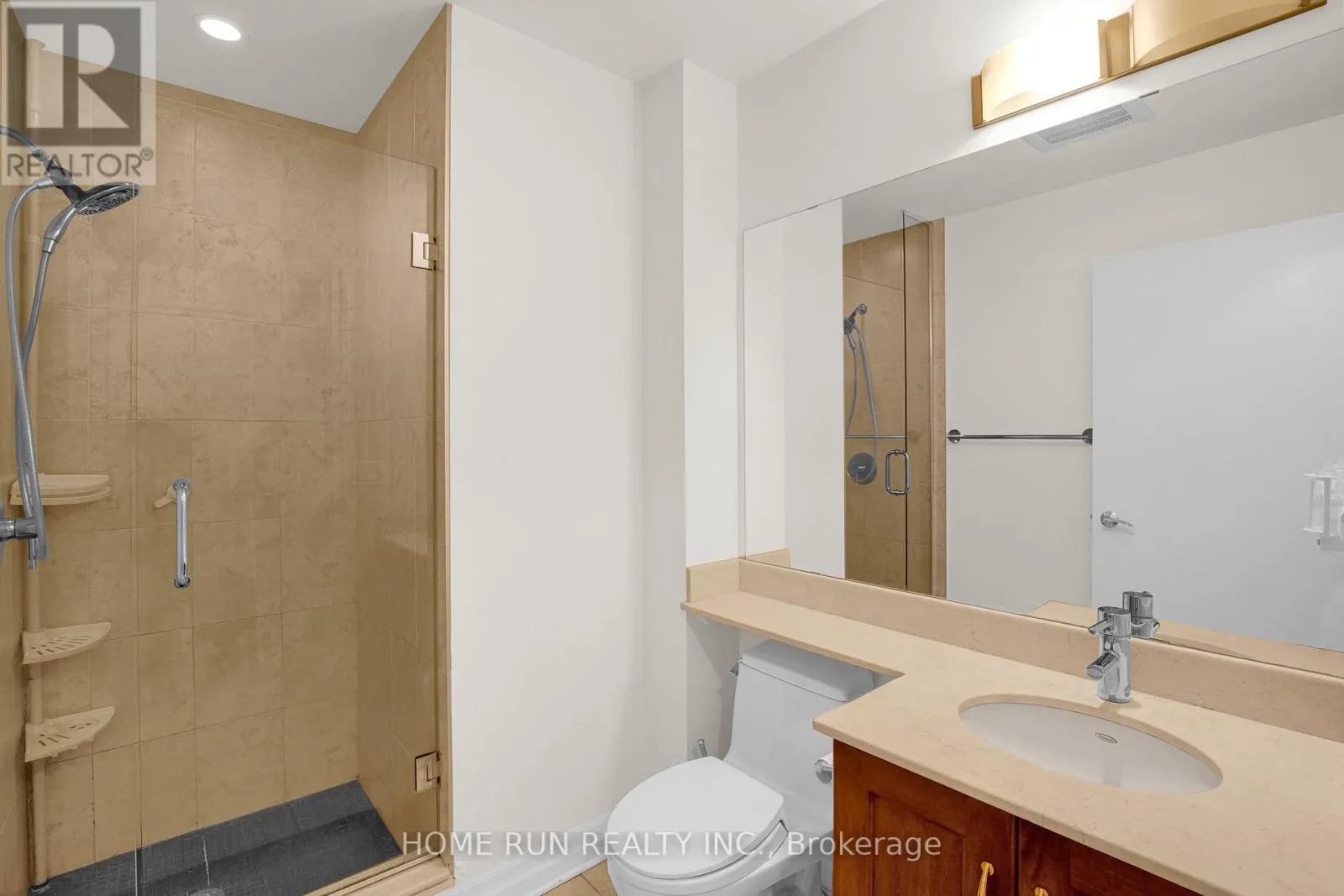 708 - 245 KENT STREET