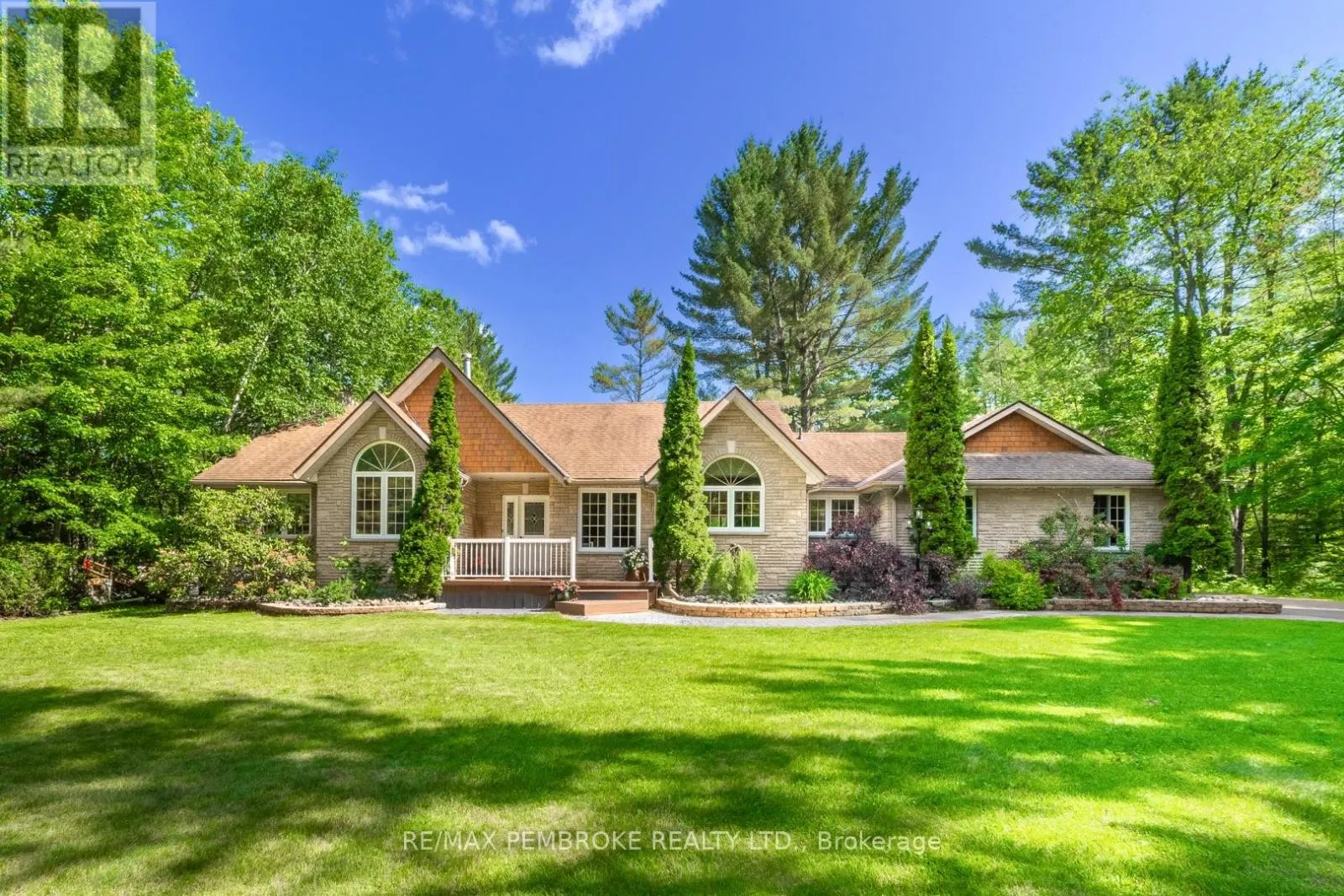 559 BLACK BAY ROAD