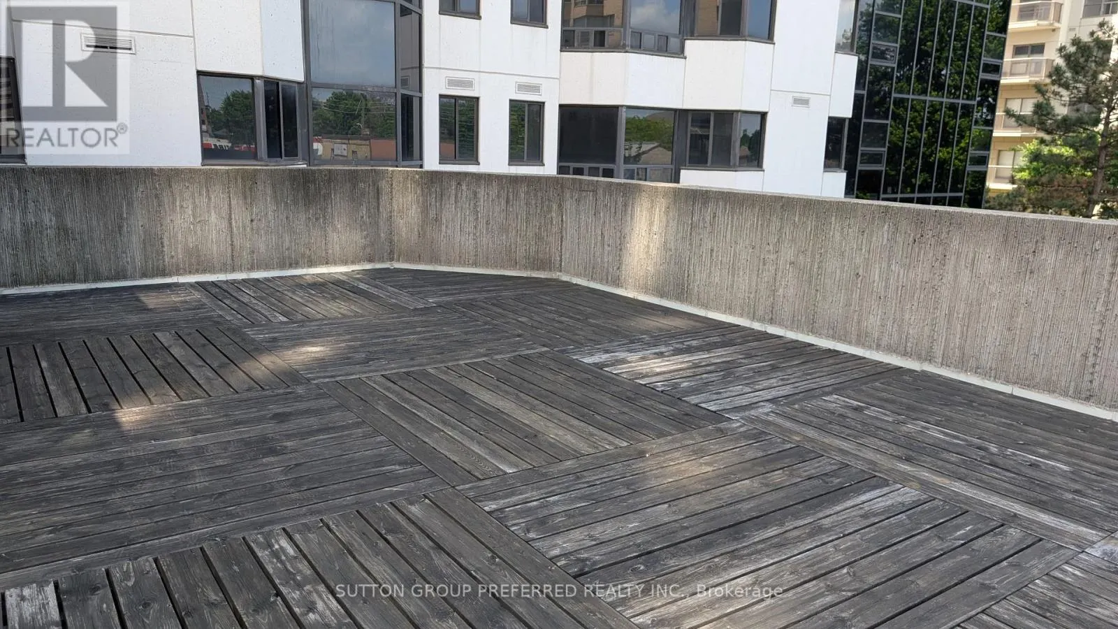 1207 - 695 RICHMOND STREET, #1207