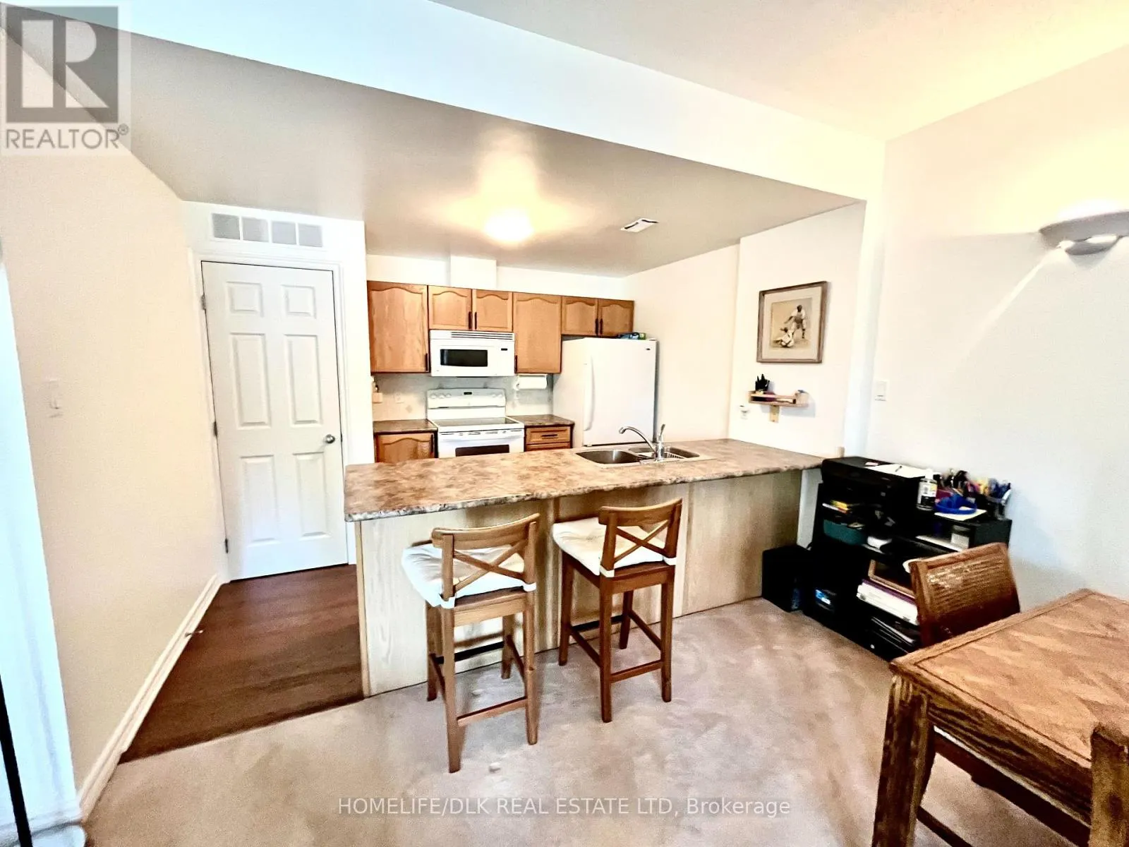 D - 137 OLDFIELD STREET