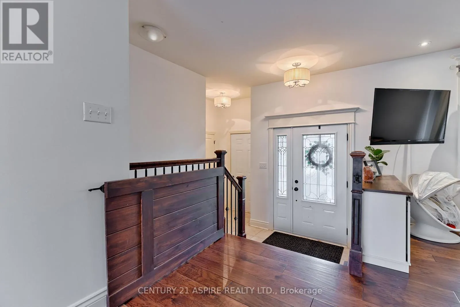520 GARDNER CRESCENT