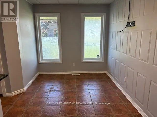 3 - 4 DORAN STREET, #3