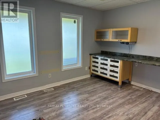 3 - 4 DORAN STREET, #3