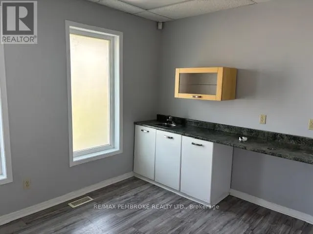 3 - 4 DORAN STREET, #3