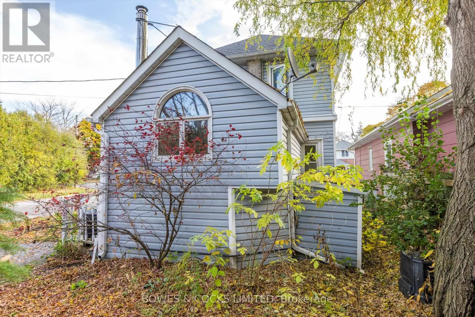 633 DOWNIE STREET