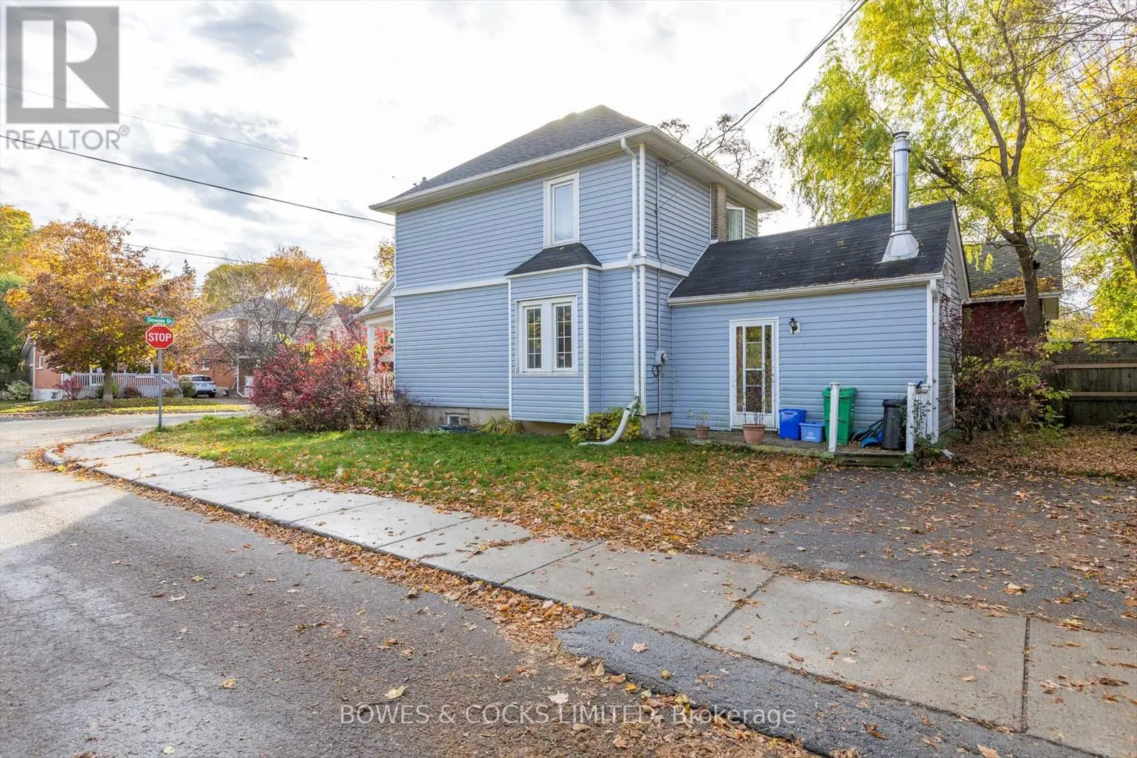 633 DOWNIE STREET