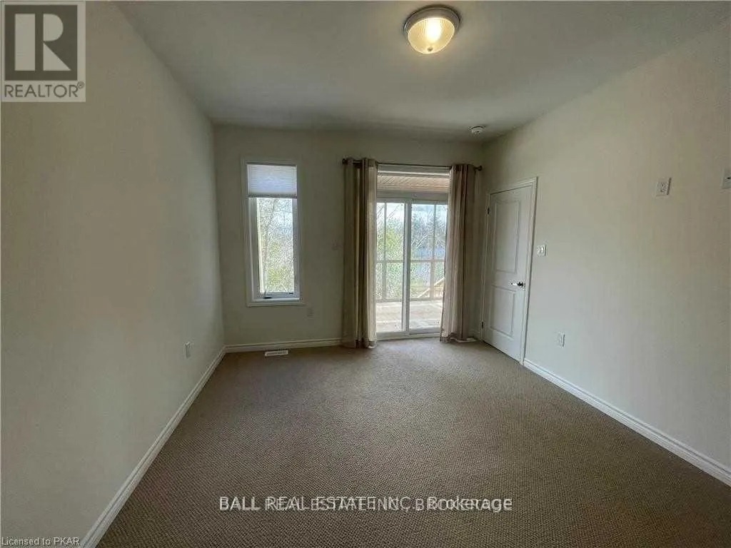 43 - 17 LAKEWOOD CRESCENT, #43