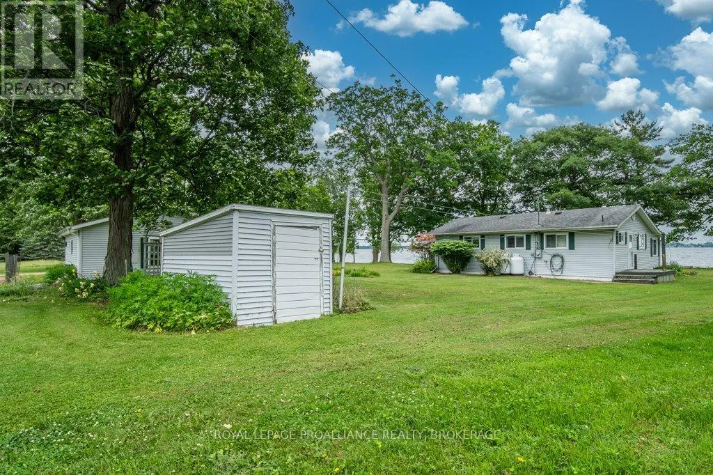 27 BERRY LANE