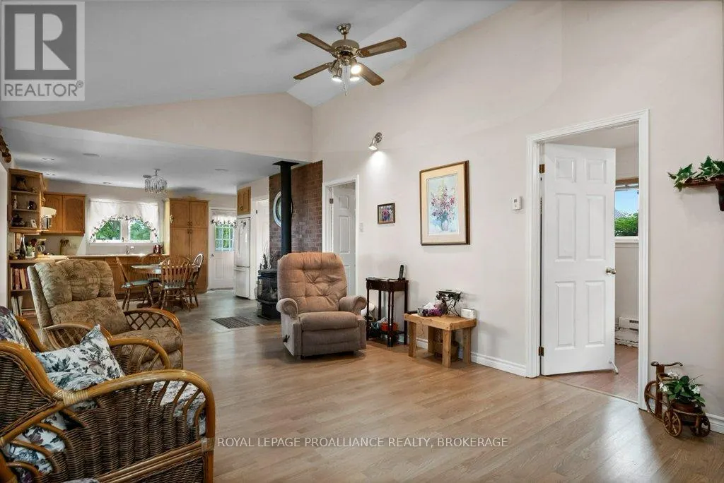 27 BERRY LANE