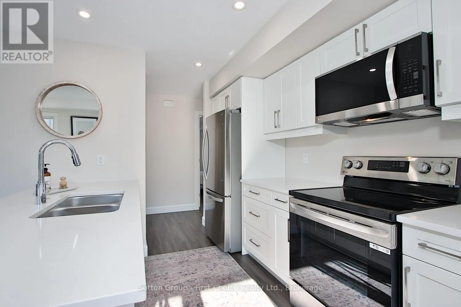 45 - 3202 VIVIAN LINE, #45