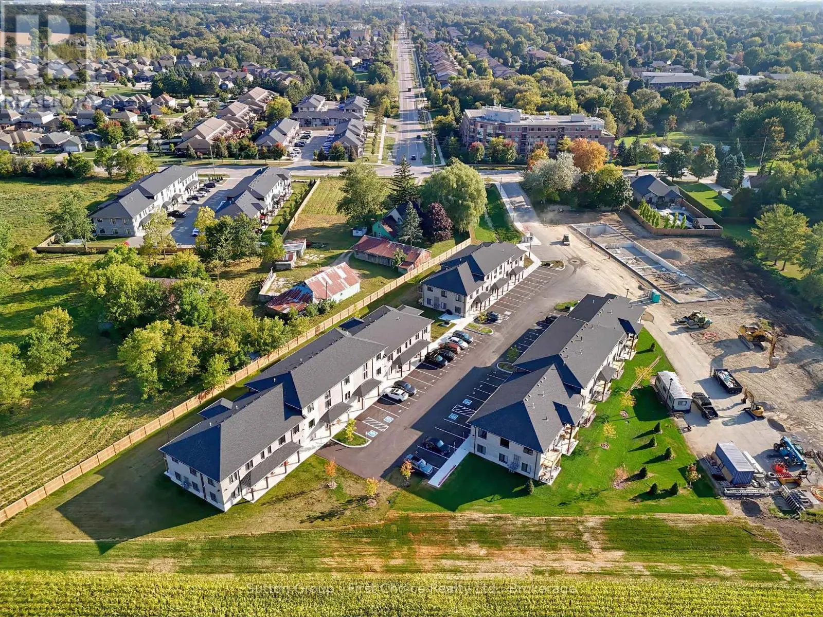 42 - 3202 VIVIAN LINE, #42