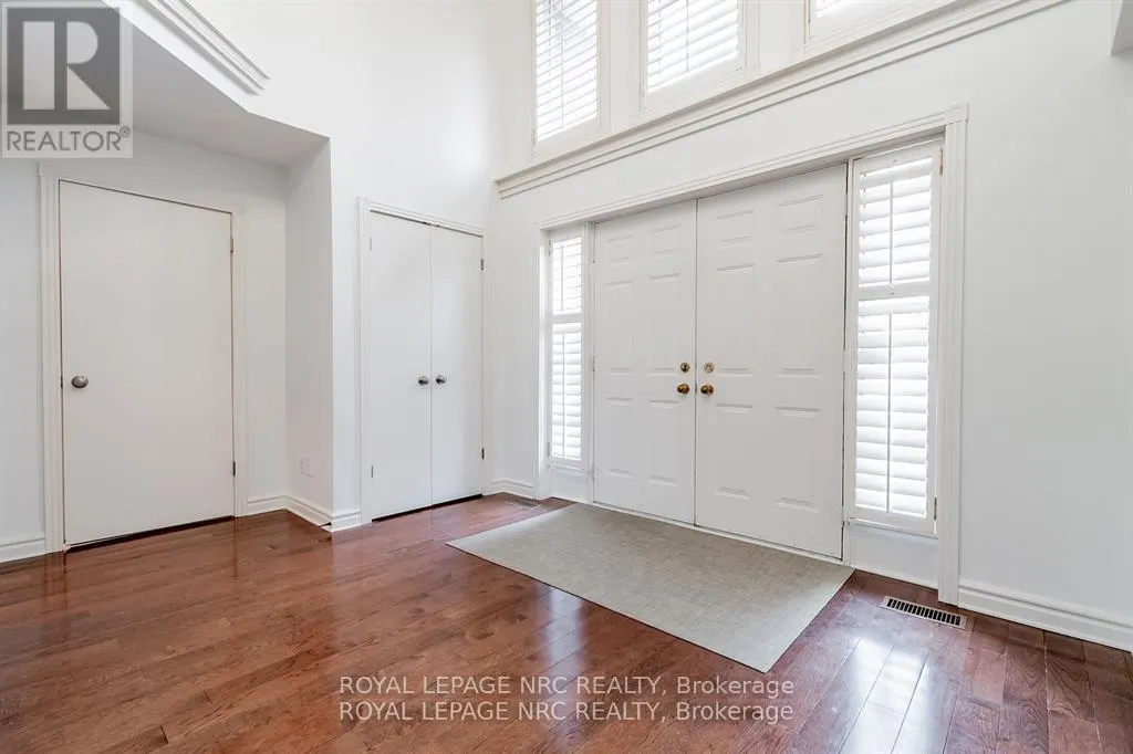 11 FOREST HILL CRESCENT