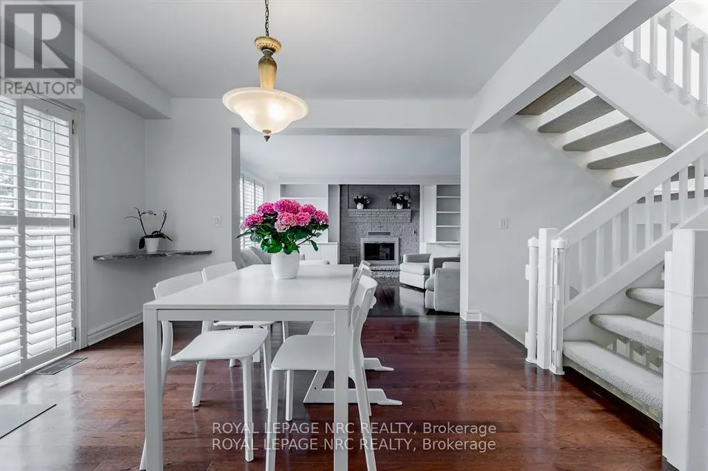 11 FOREST HILL CRESCENT