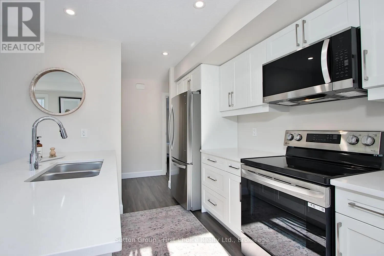 39 - 3202 VIVIAN LINE, #39