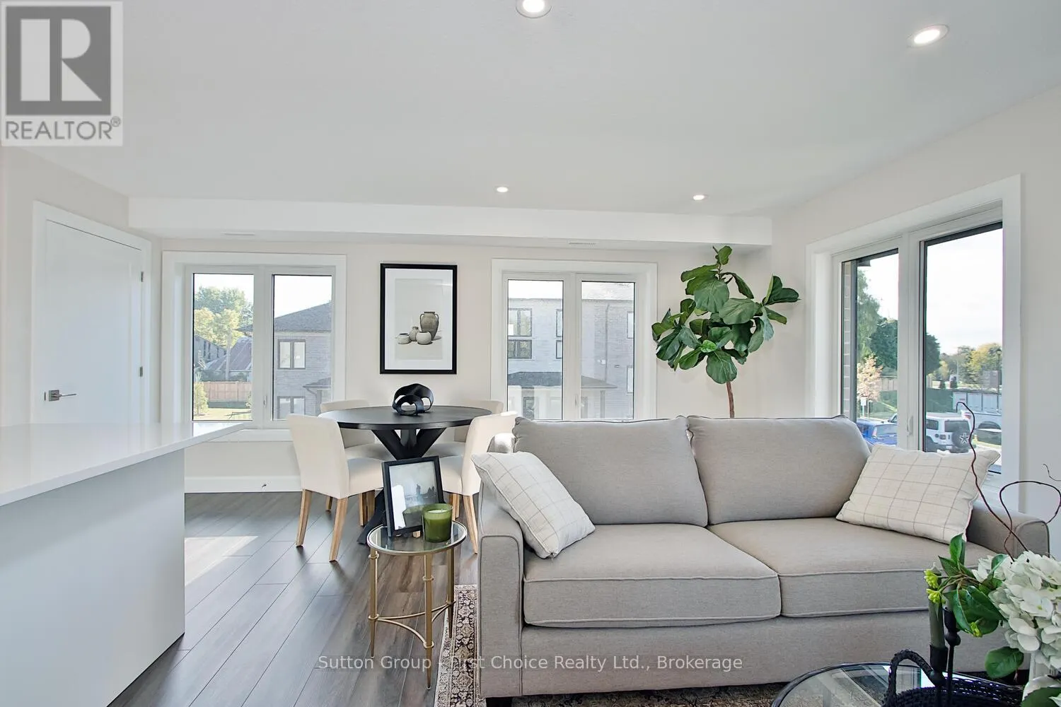 39 - 3202 VIVIAN LINE, #39