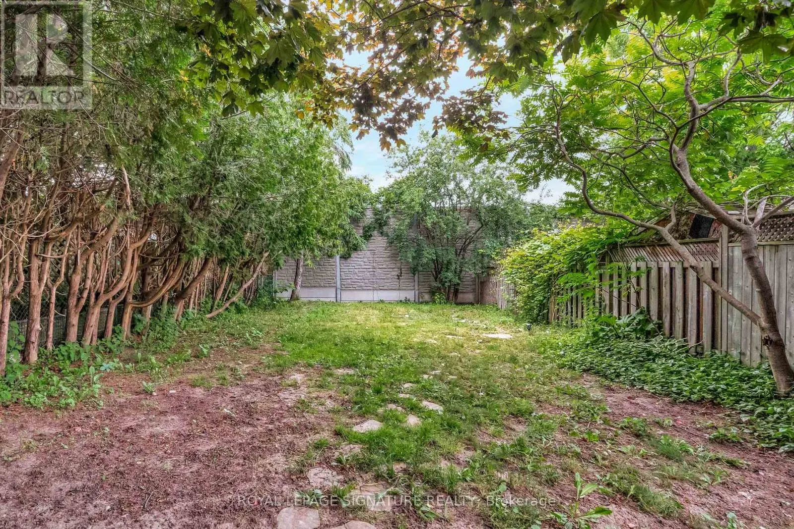 32A CROSSLEY DRIVE