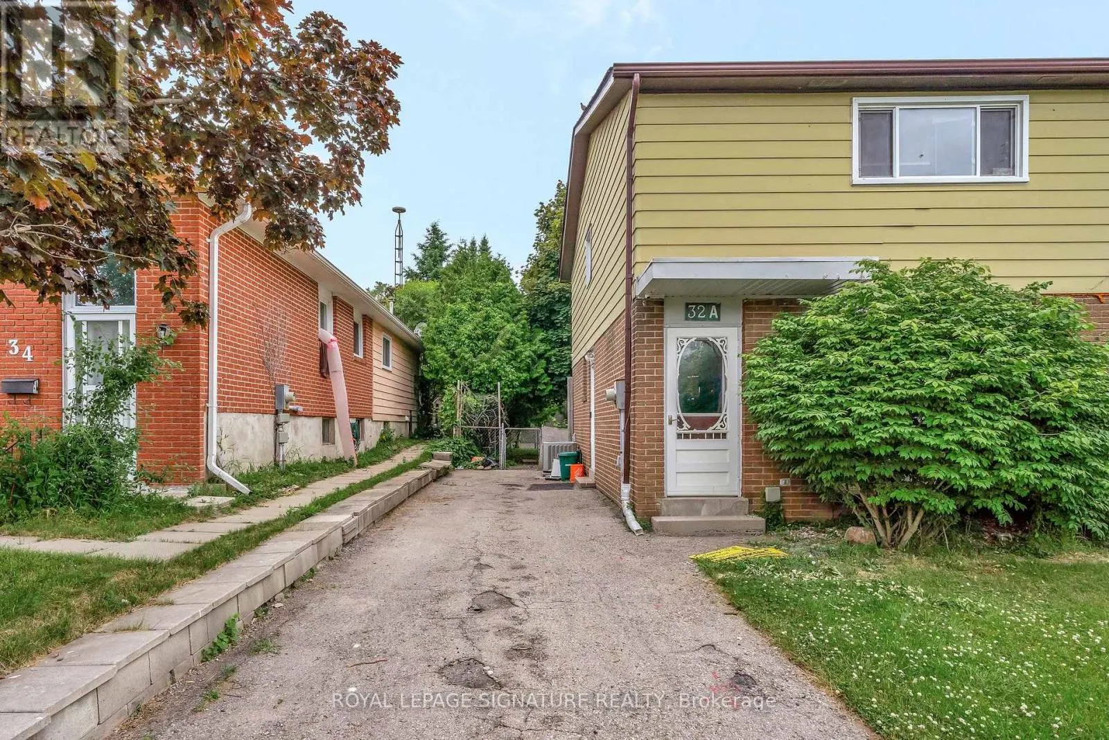 32A CROSSLEY DRIVE