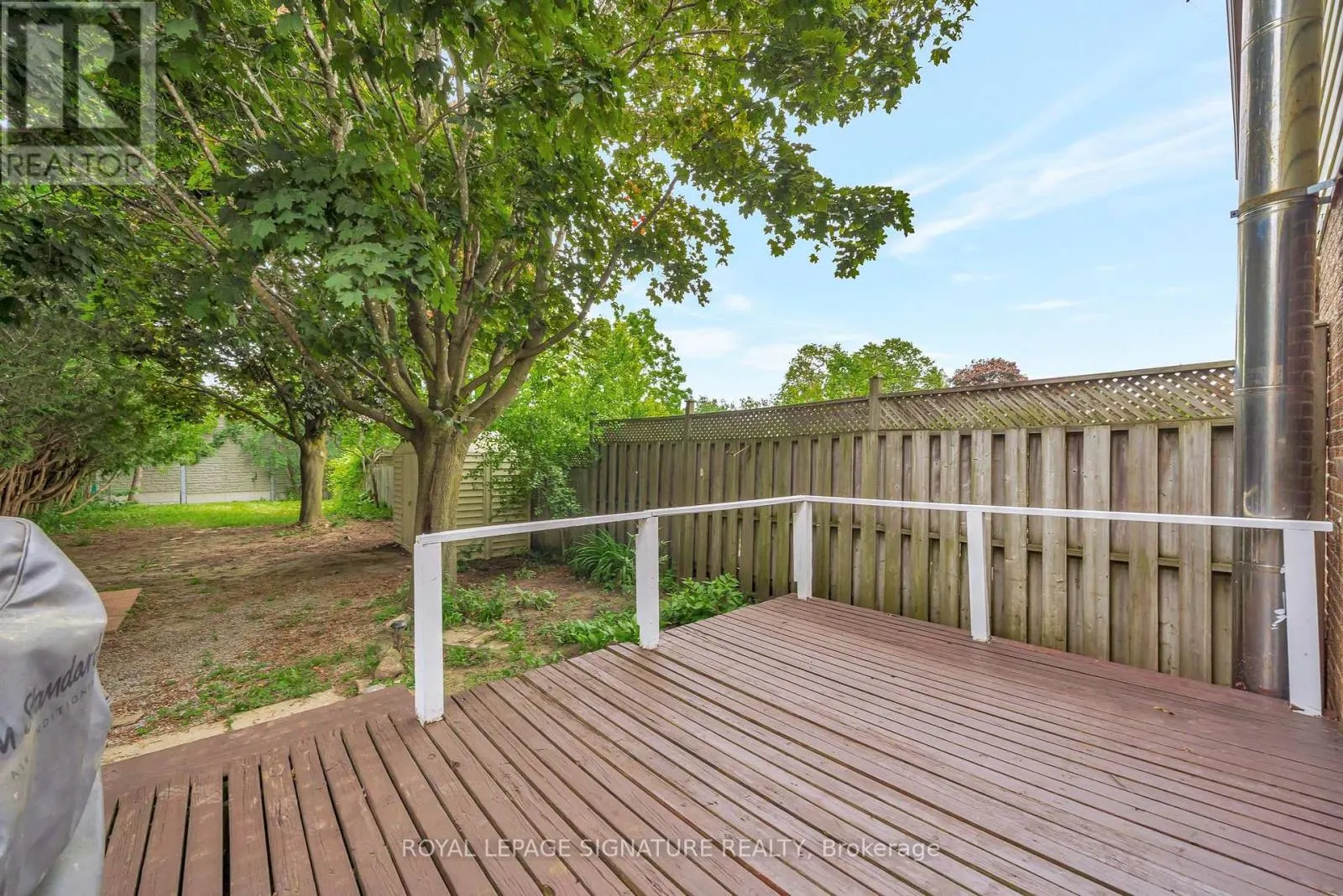 32A CROSSLEY DRIVE