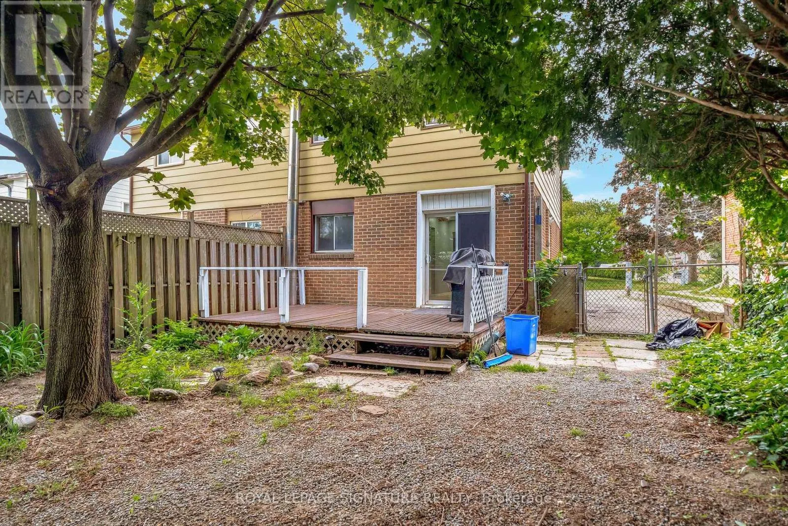 32A CROSSLEY DRIVE
