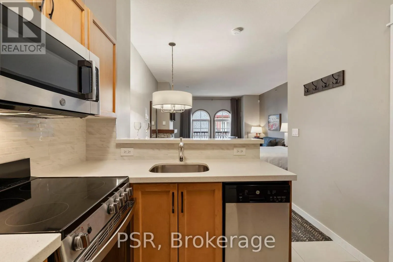 465 - 156 JOZO WEIDER BOULEVARD, #465