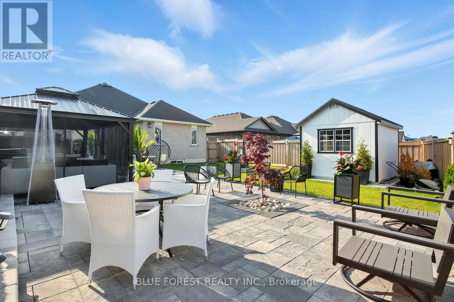28 WEIR CRESCENT