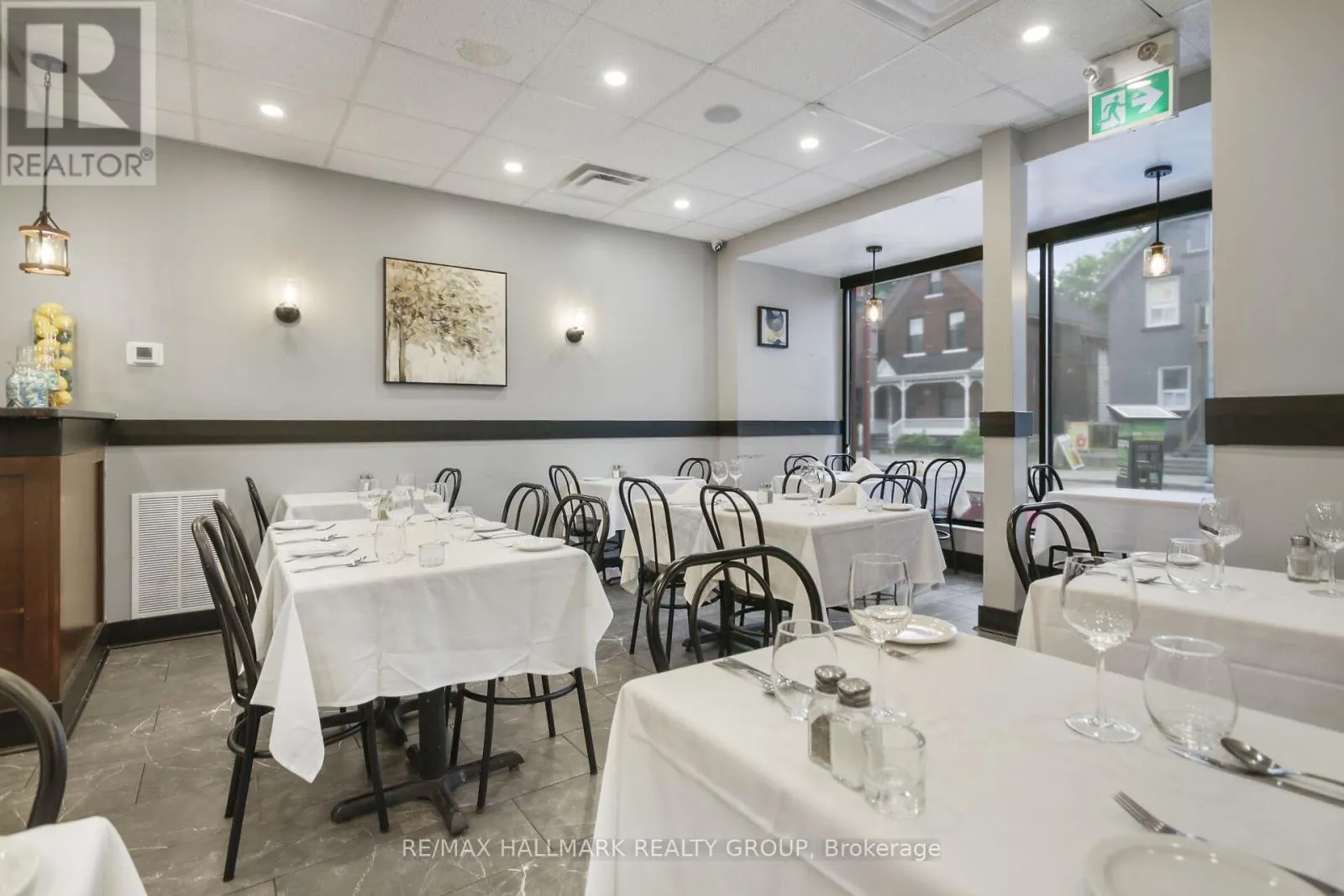 641 SOMERSET STREET W