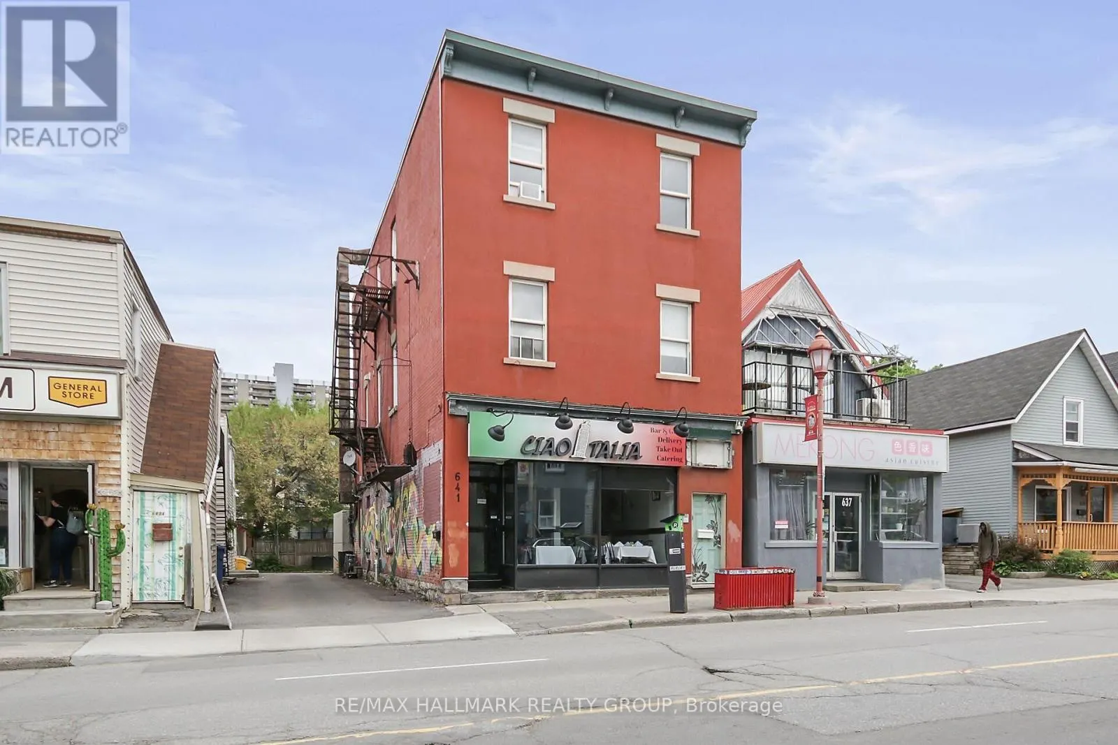641 SOMERSET STREET W