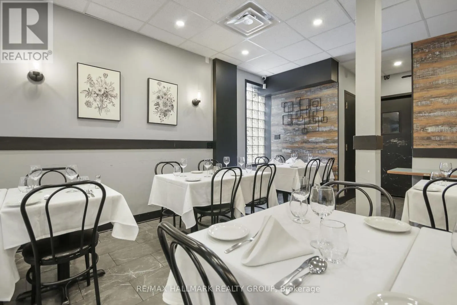 641 SOMERSET STREET W
