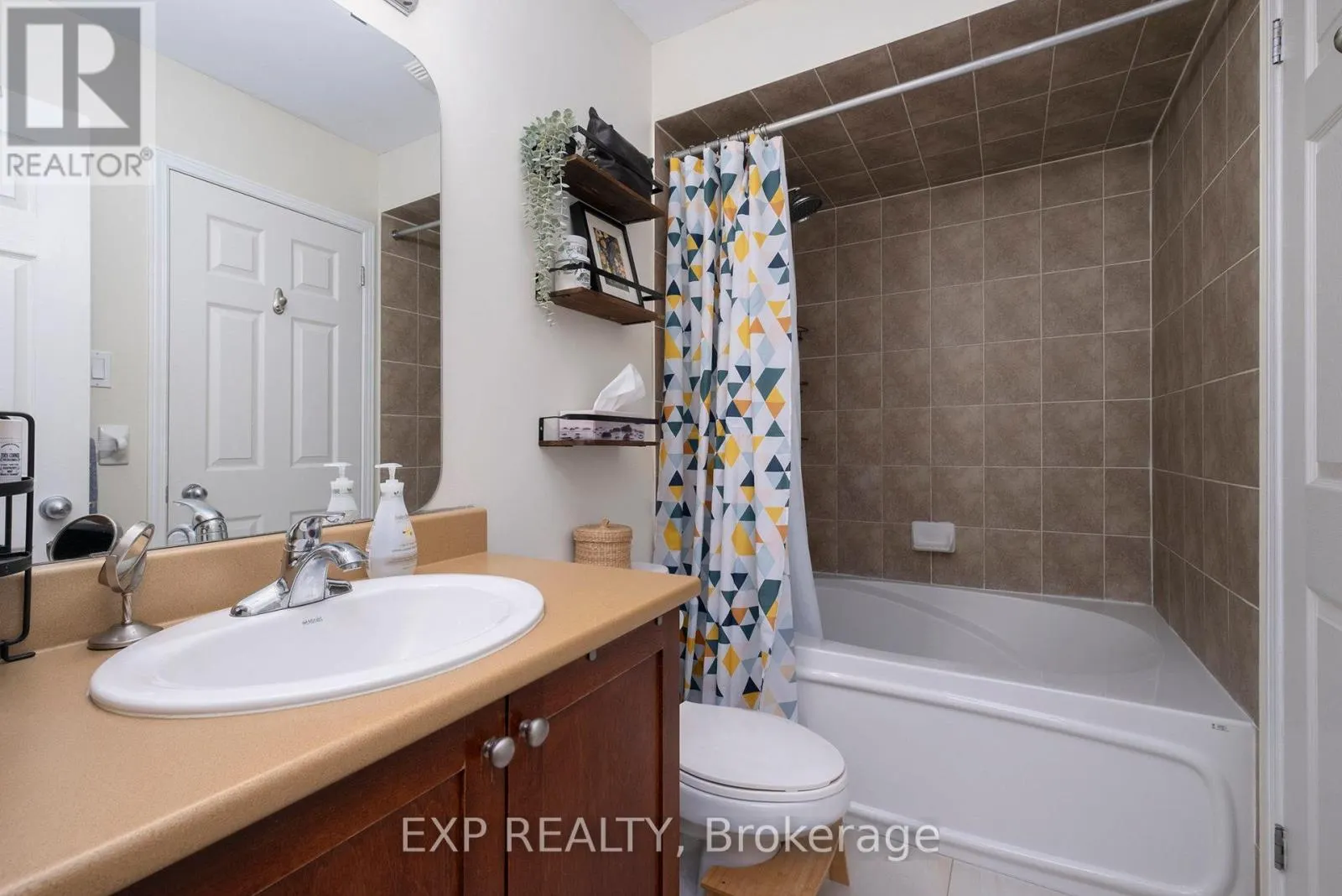 146 - 1512 WALKLEY ROAD W