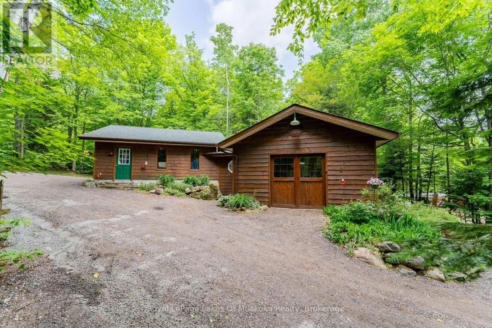 168 LAKESHORE ROAD