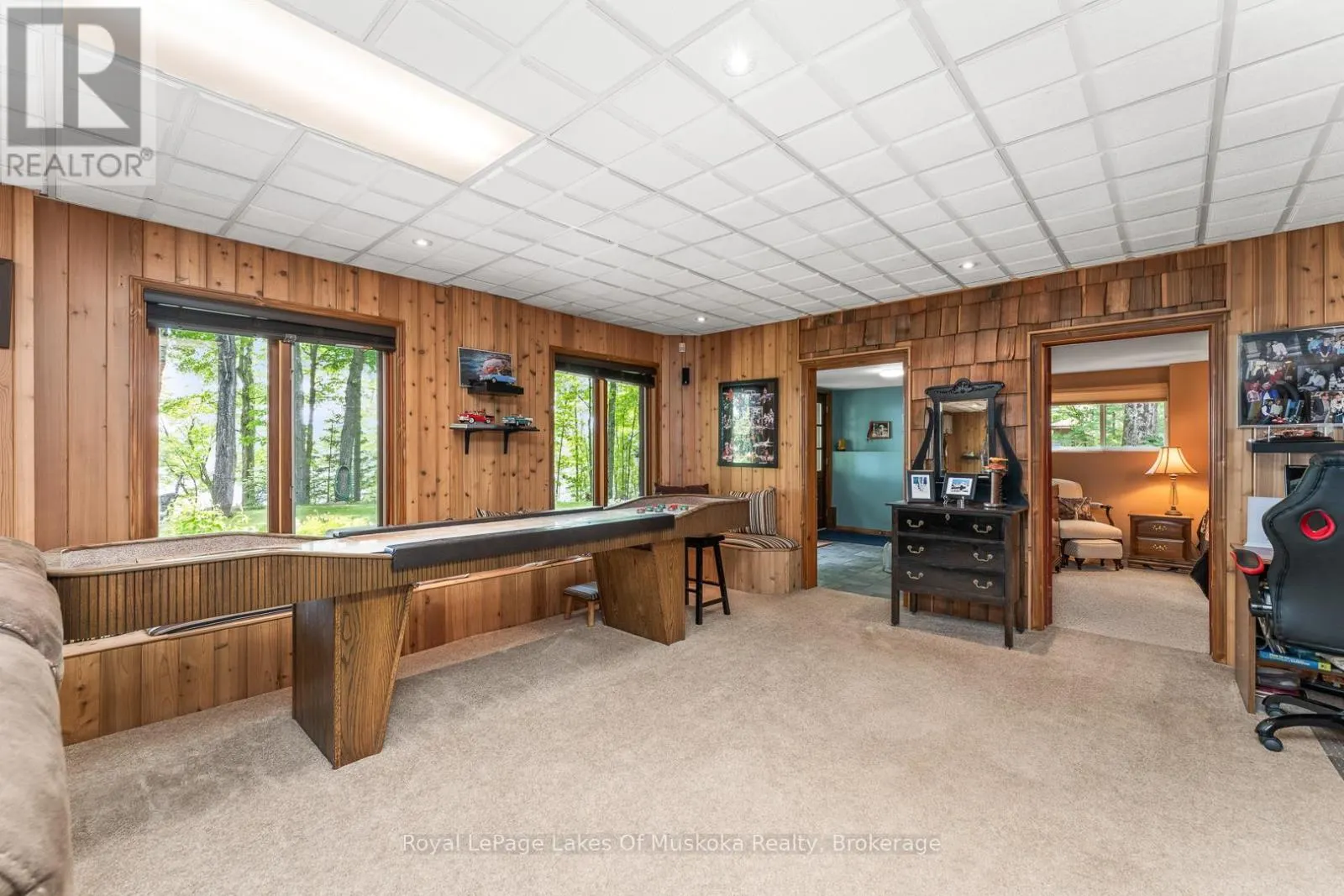 168 LAKESHORE ROAD