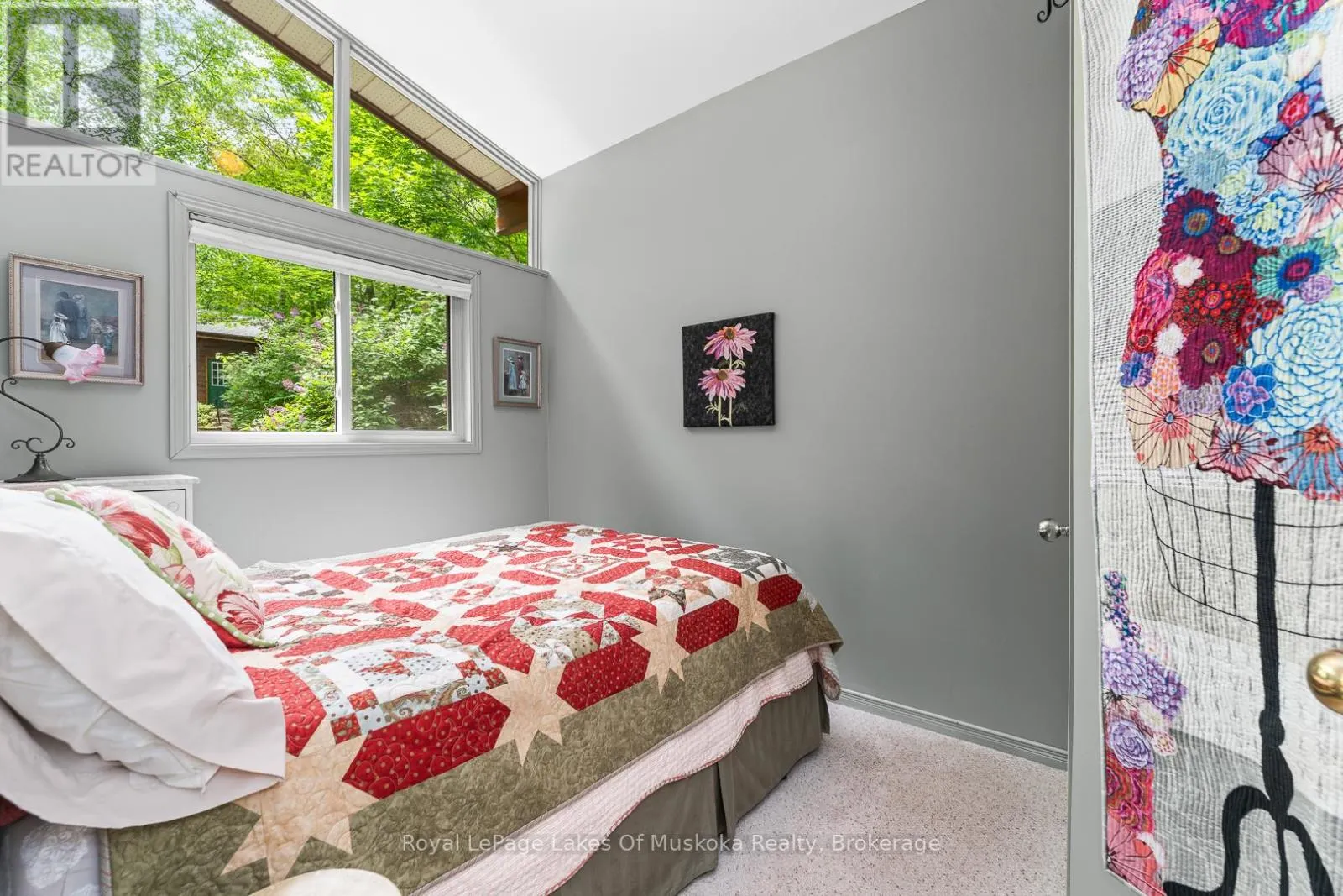 168 LAKESHORE ROAD