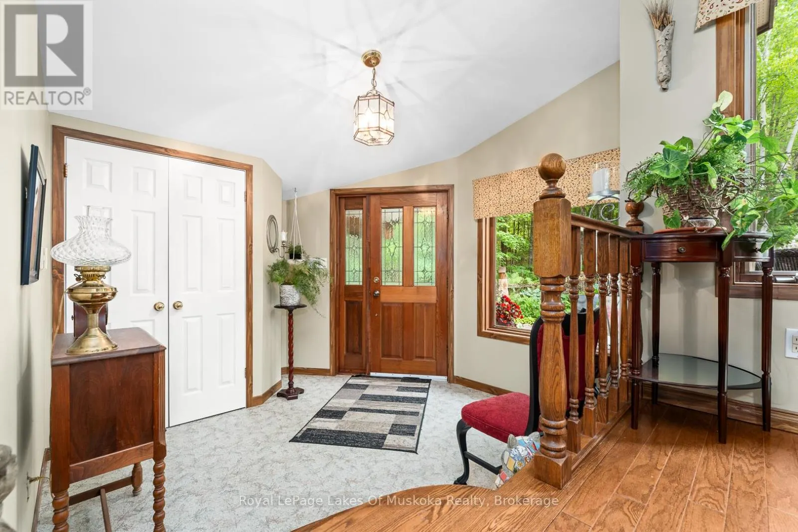 168 LAKESHORE ROAD