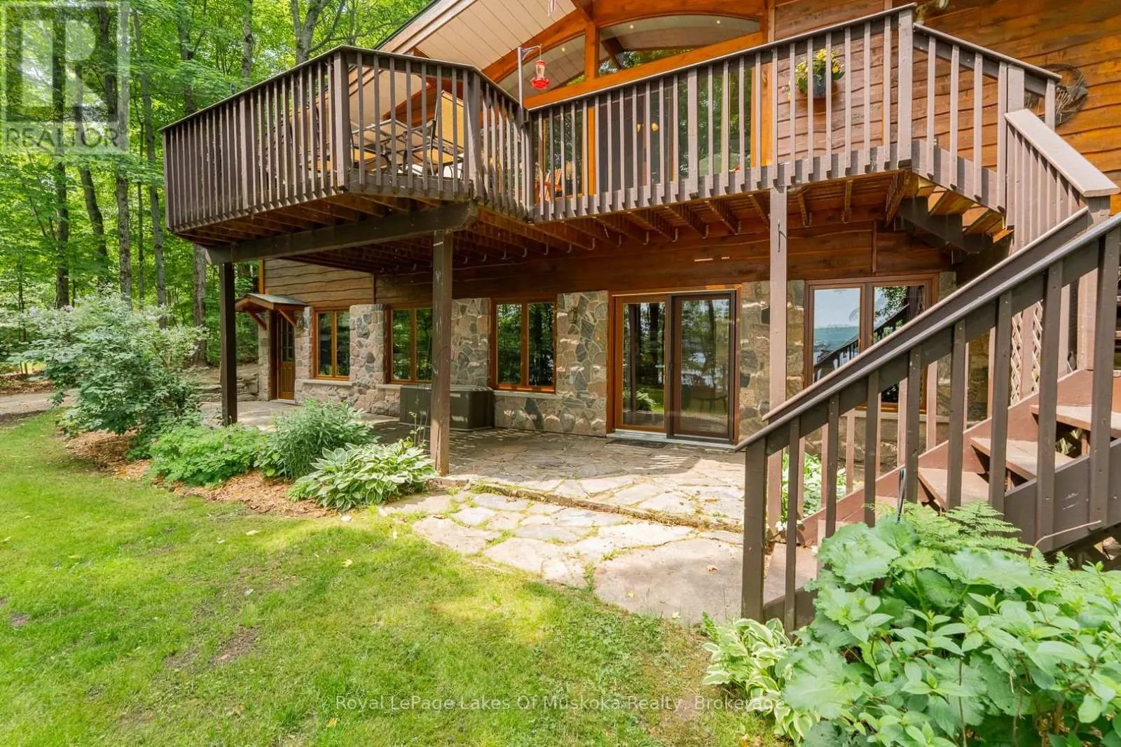 168 LAKESHORE ROAD
