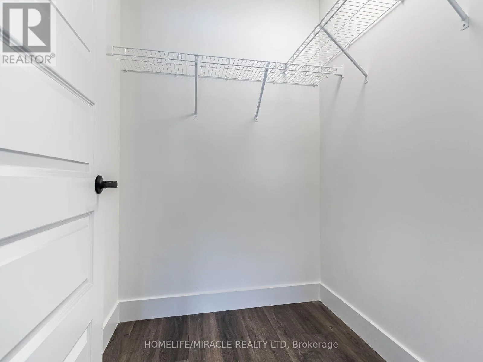 T2 - 1101 LACKNER PLACE