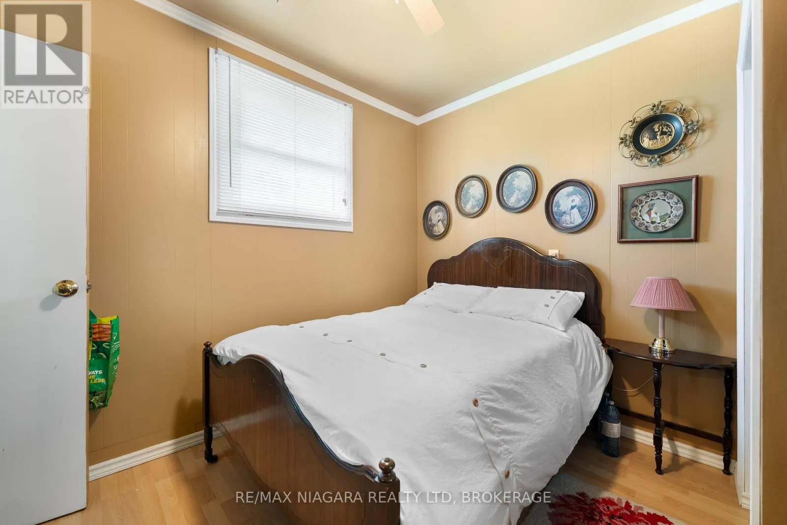527 PINECREST ROAD