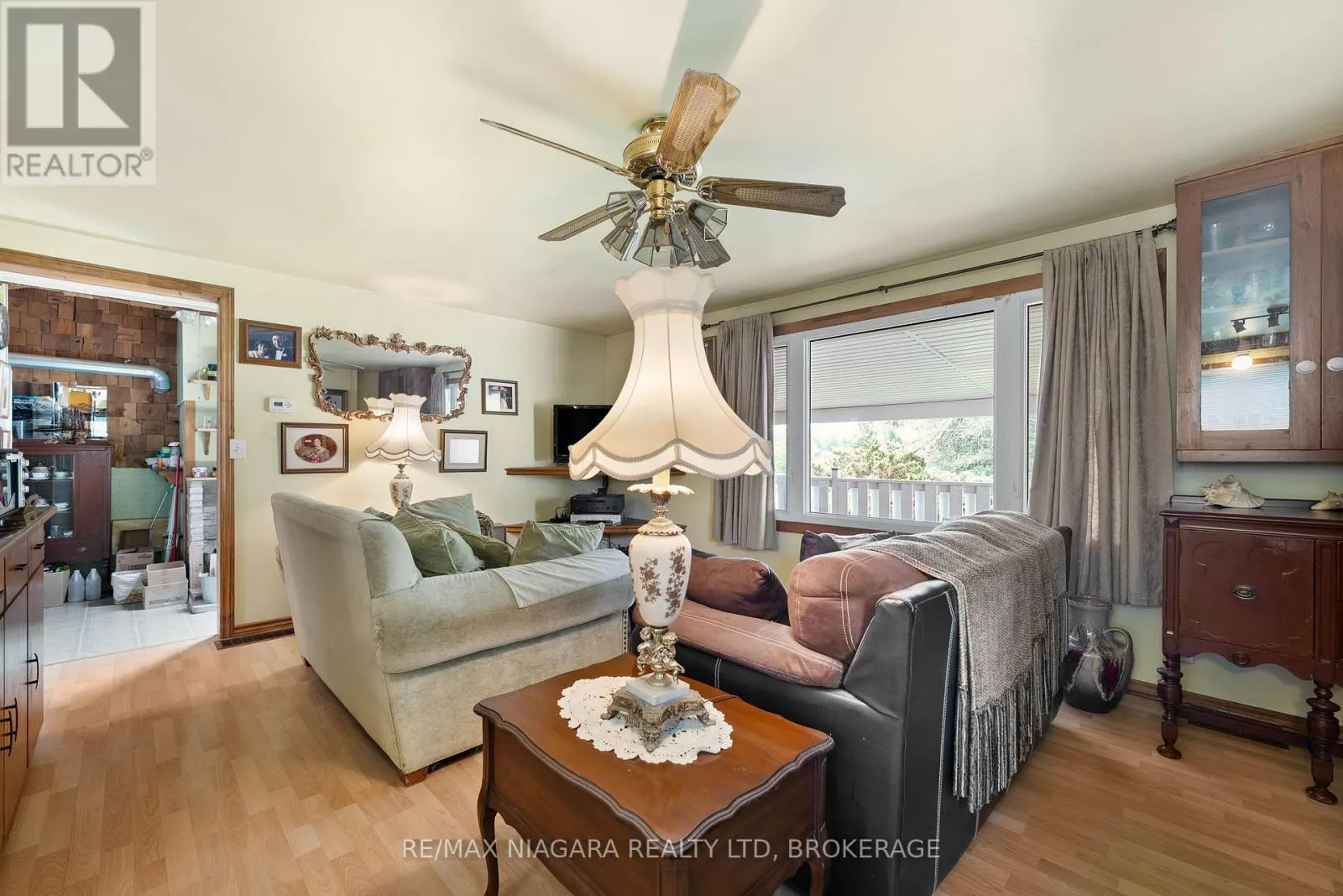 527 PINECREST ROAD
