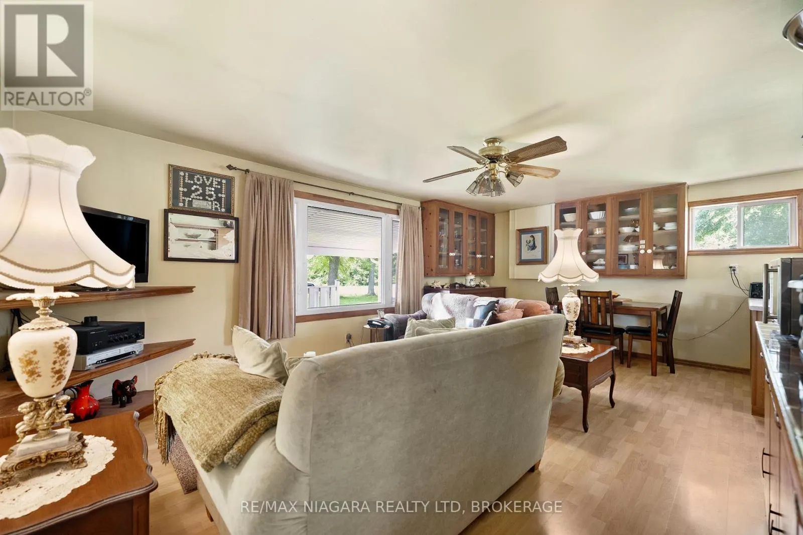 527 PINECREST ROAD