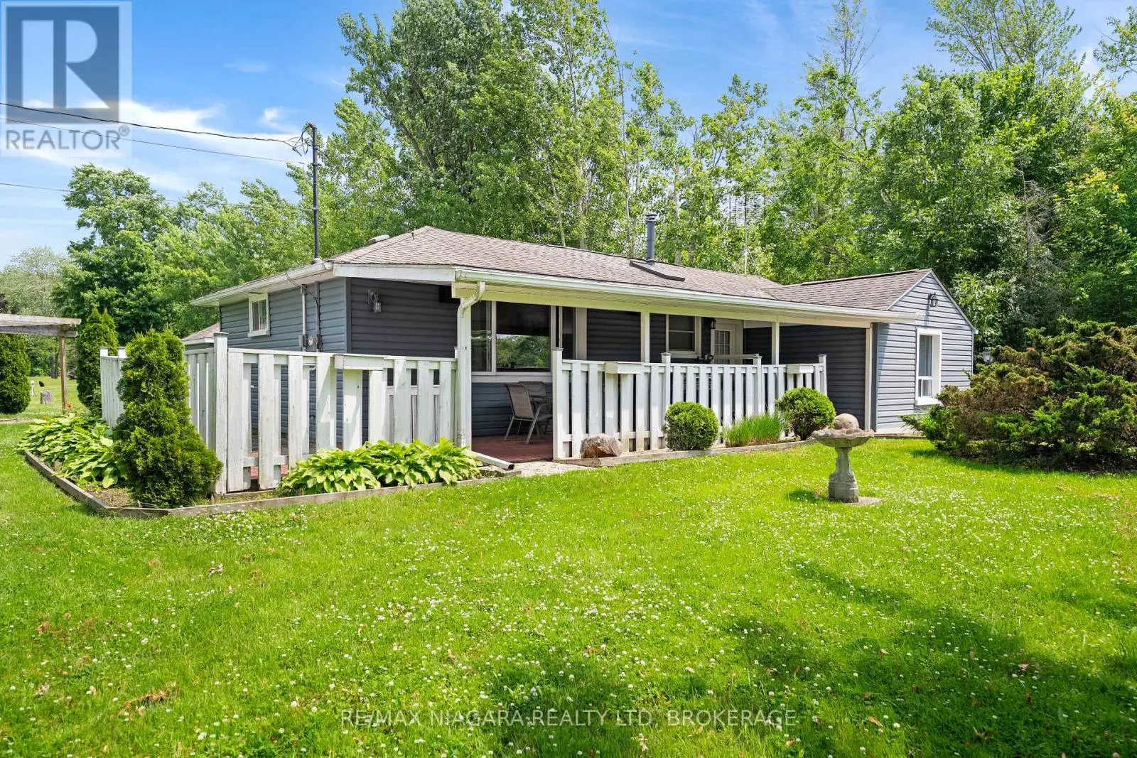 527 PINECREST ROAD