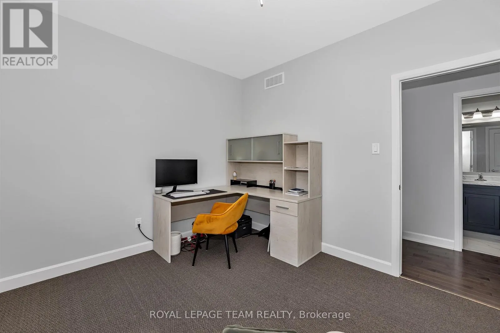 17 ISOBEL MCEWAN STREET
